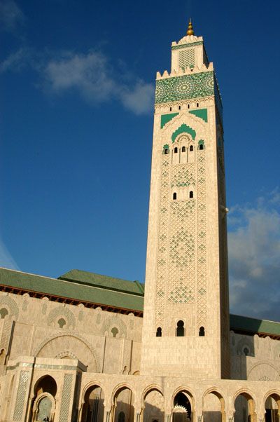 hassan ii mosque minaret