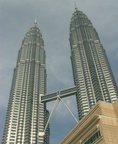 Petronas Towers - Photorena