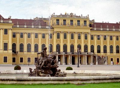 schloss schonbrunn palace