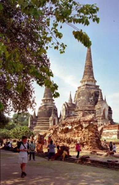 the town of wat phra si sanphet